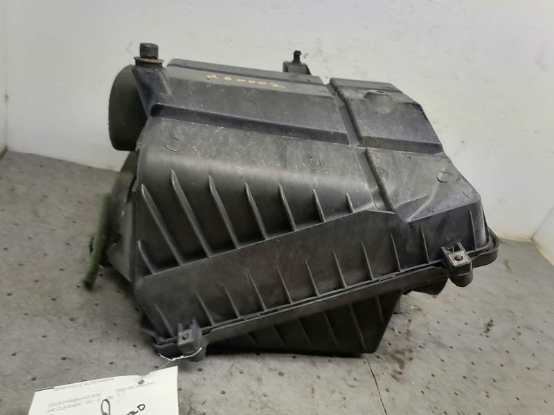 Air Cleaner With Hybrid Option Opt HP2 Fits 99-09 SIERRA 1500 PICKUP 1728665