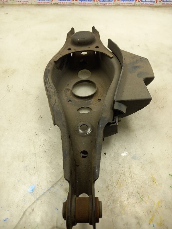06-18 TOYOTA RAV 4 REAR DRIVER LEFT LOWER CONTROL ARM
