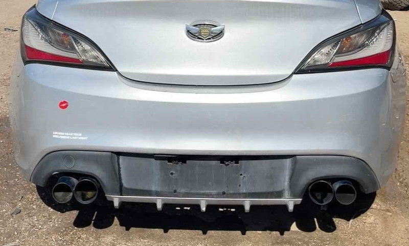 2009 13 14 2016 Genesis 2dr Rear Back Bumper Cover No Park Assist Some Scratches