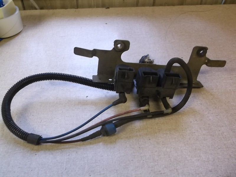 Ford Sensor Assembly w/ Wiring E4ZE-9D474-H3A E4ZE-12A170-B3A *FREE SHIPPING*