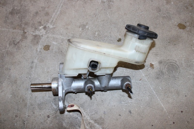 2008-2012 HONDA ACCORD BRAKE MASTER CYLINDER 46100-TA1-A01 OEM