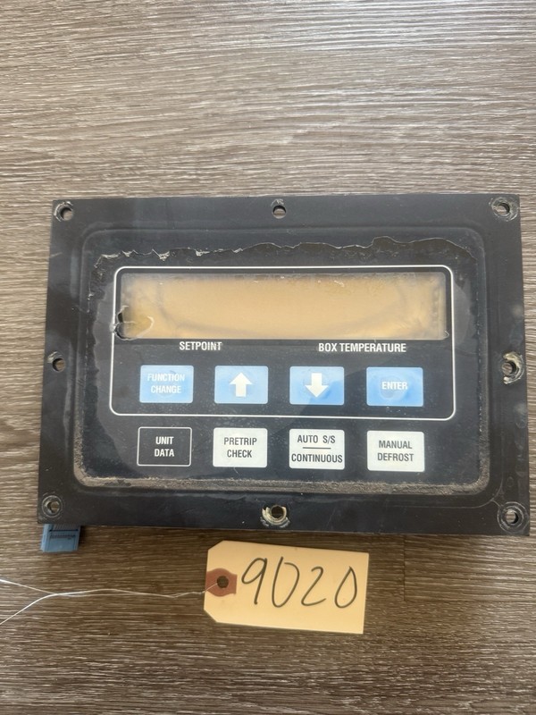 PANEL CARRIER MAXIMA 1998N015165 *broken a little bit*