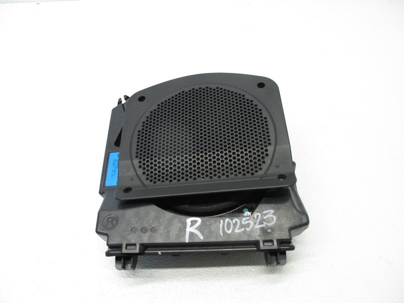 11-16 BMW F10 528i 535i 550i M5 SUBWOOFER SPEAKER FRONT RIGHT OEM 102523
