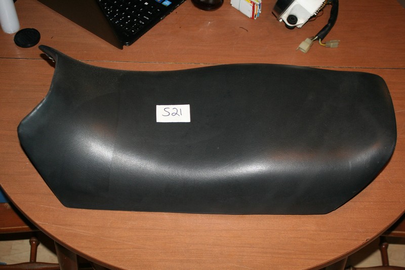 1984 Yamaha FJ1100 Seat Saddle Foam OEM 84 B