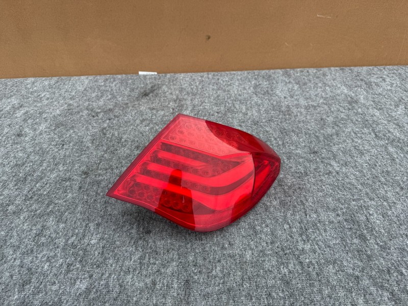 BMW F01 F02 ALPINA B7 2009-2012 OEM RIGHT PASSENGER LED TAIL LIGHT LAMP ASSEMBLY