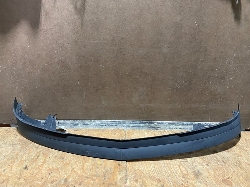 2013 to 2017 Chevrolet Traverse OEM Front Bumper Lower Valance 20983796 X9606
