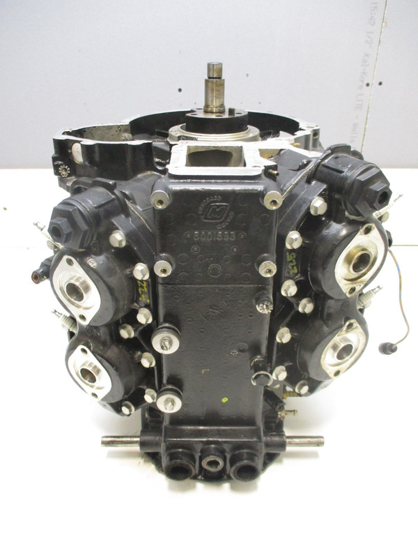 2001 Evinrude V4 75/90HP FICHT Outboard Powerhead Crank Case Engine