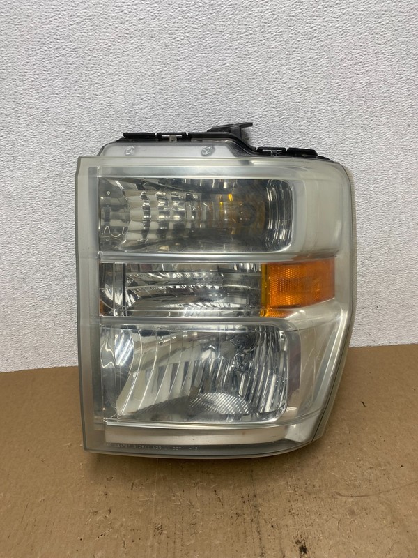 2008-2014 Ford Econoline E150 E250 E350 Left Driver LH Headlight OEM AC5860 DW