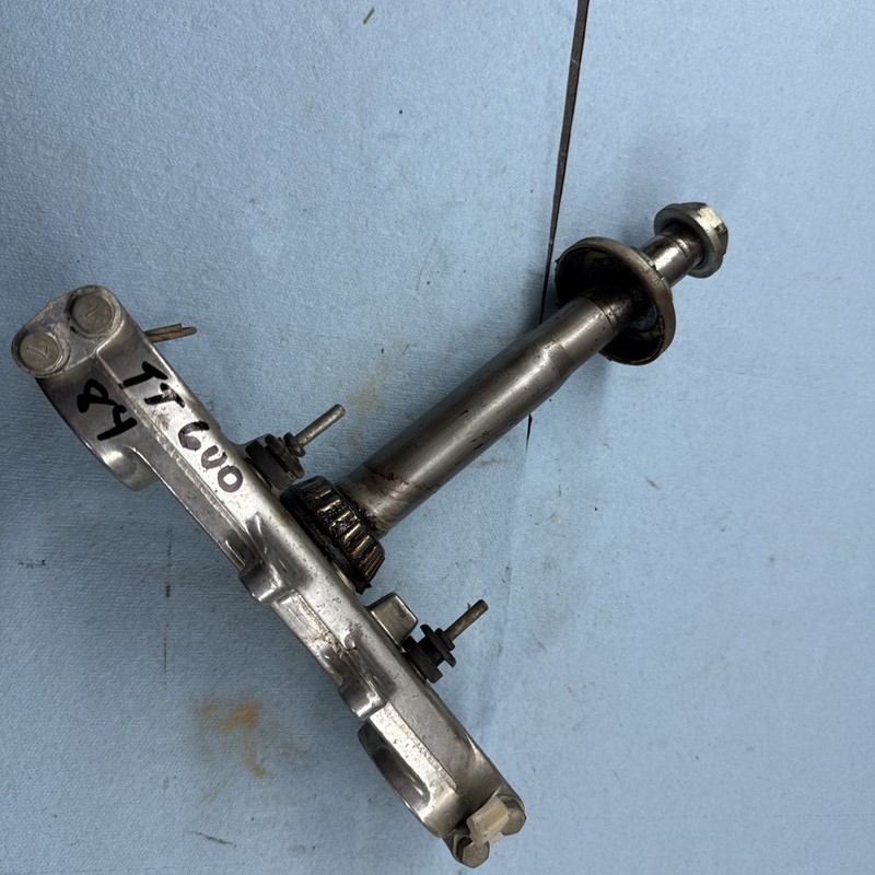 1984 - ? Yamaha TT600TT 600 Front Suspension Triple Clamp Lower Part