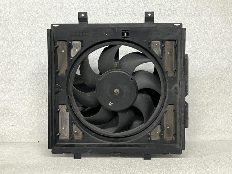⭐1997-2005 PORSCHE 911 RWD FRONT LEFT RADIATOR COOLING FAN SHROUD OEM LOT2635