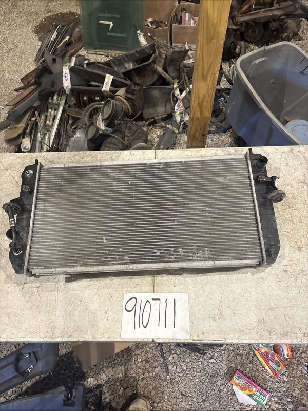 2006 - 2011 CADILLAC DTS RADIATOR