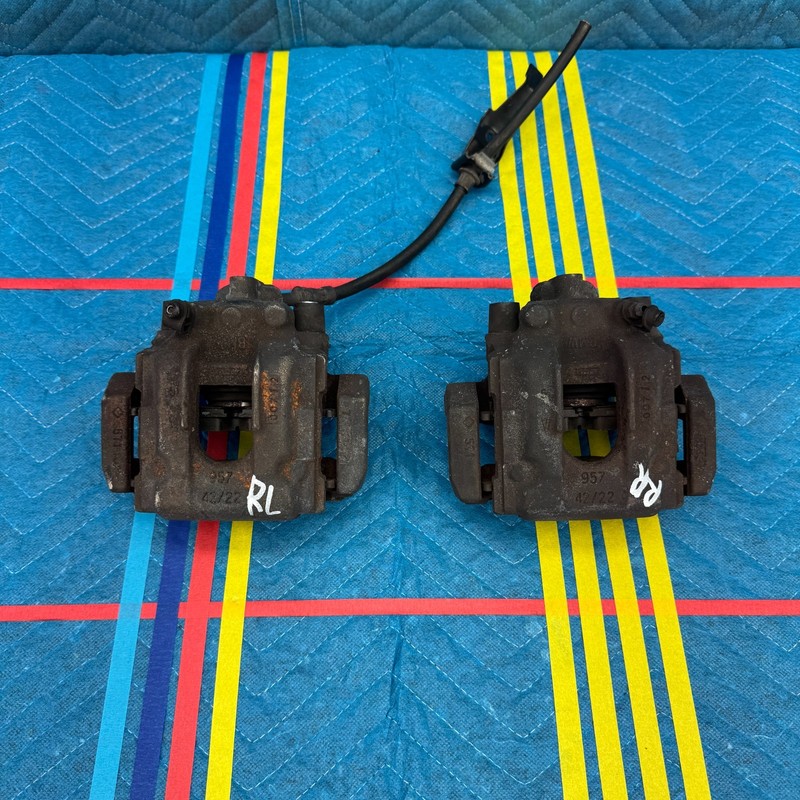 2001–2006 BMW 330Ci E46 Rear Left and Rear Right Brake Calipers Set OEM
