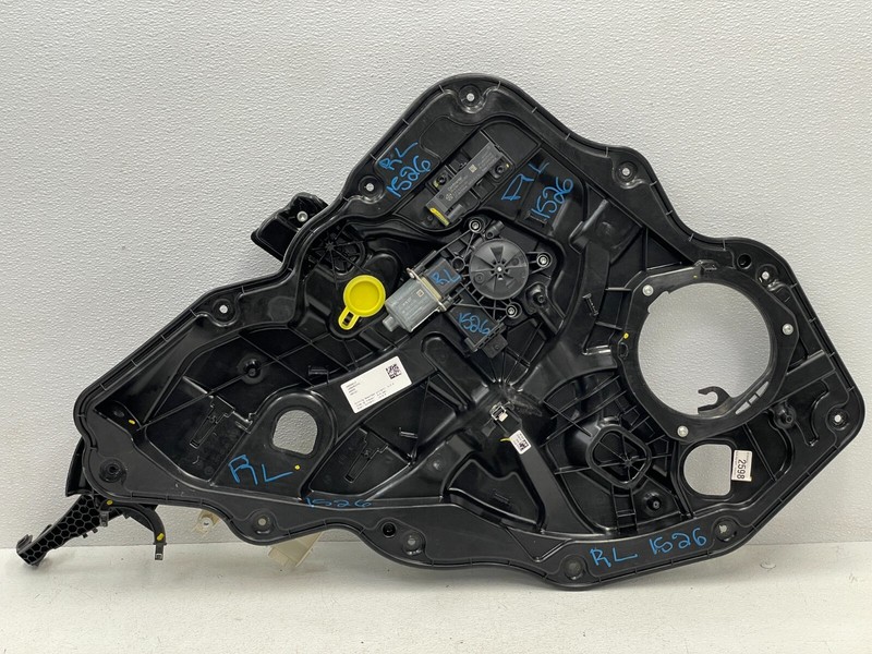2018-2022 Alfa Romeo Stelvio Rear Left Door Window Regulator W/Motor 1526 OEM