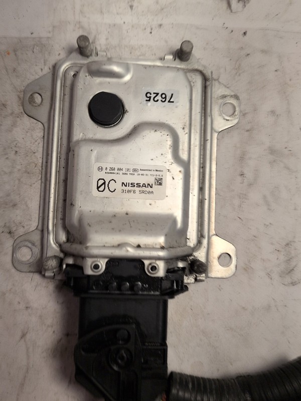 2017-2018 NISSAN VERSA TRANSMISSION CONTROL MODULE TCM 310f6-5rd0a