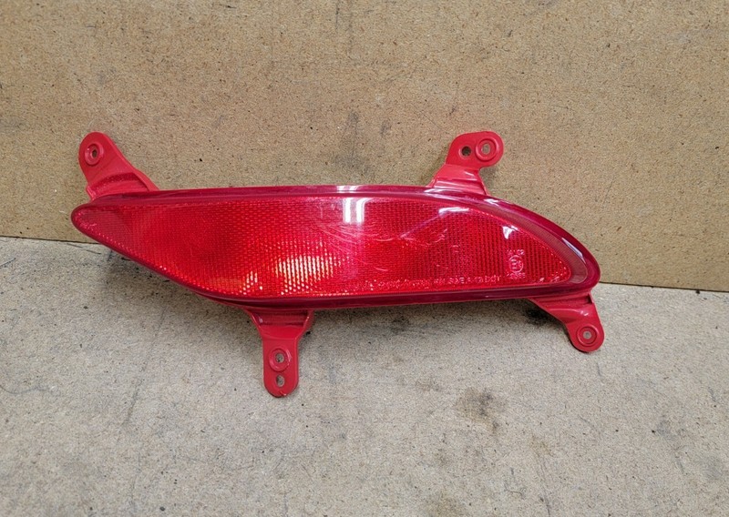 2013-2016 HYUNDAI SANTA FE SPORT Rear Bumper Right RH Side Reflector Panel OEM*