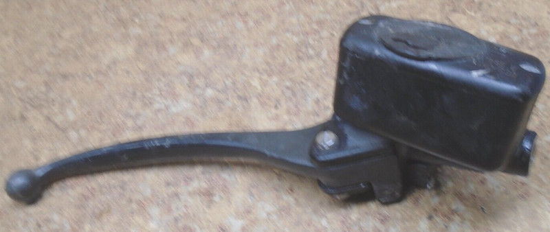 1998 Honda Goldwing GL1500 GL 1500 SE Right Front Brake Lever Master Cylinder 98