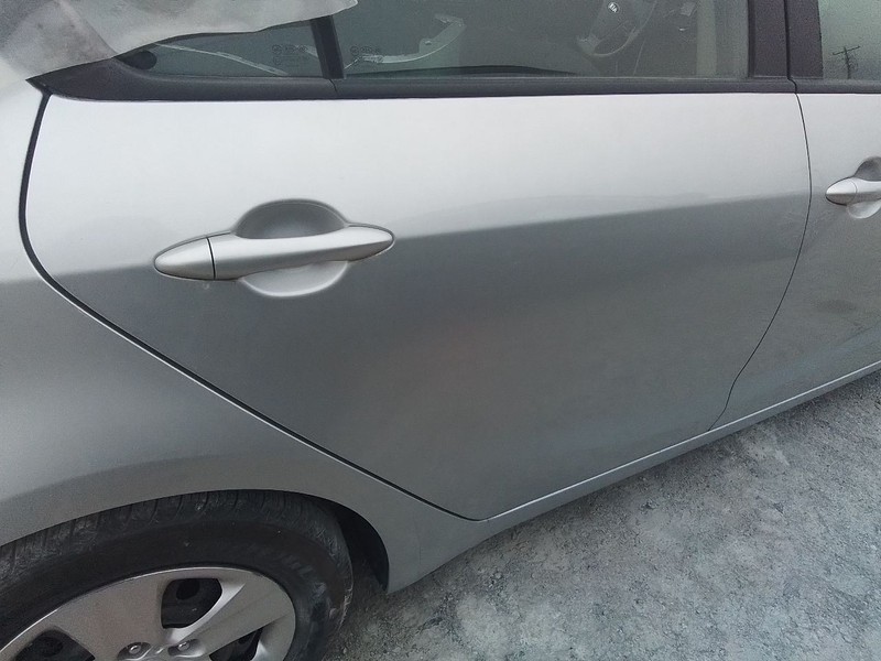 Passenger Right Rear Side Door Sedan Fits 17-18 FORTE 3416639