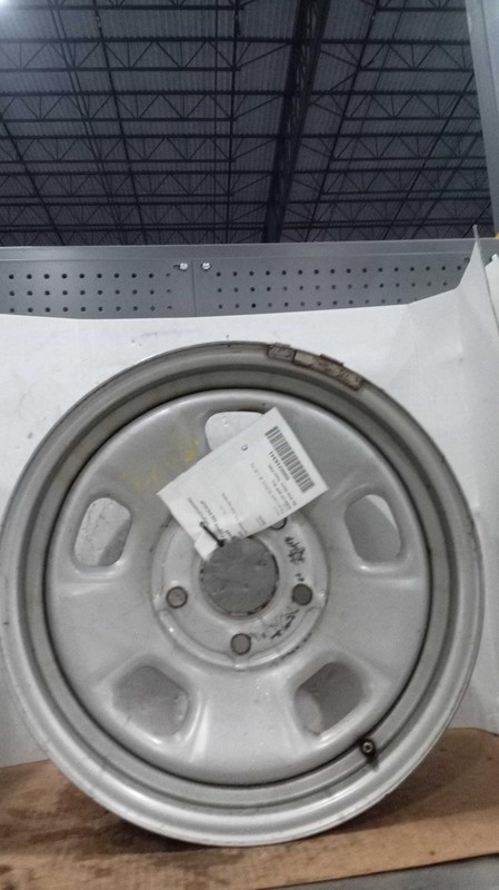 2017 RAM 1500 Pickup OEM White Wheel 17 Rim 7 Width Used 145k Miles