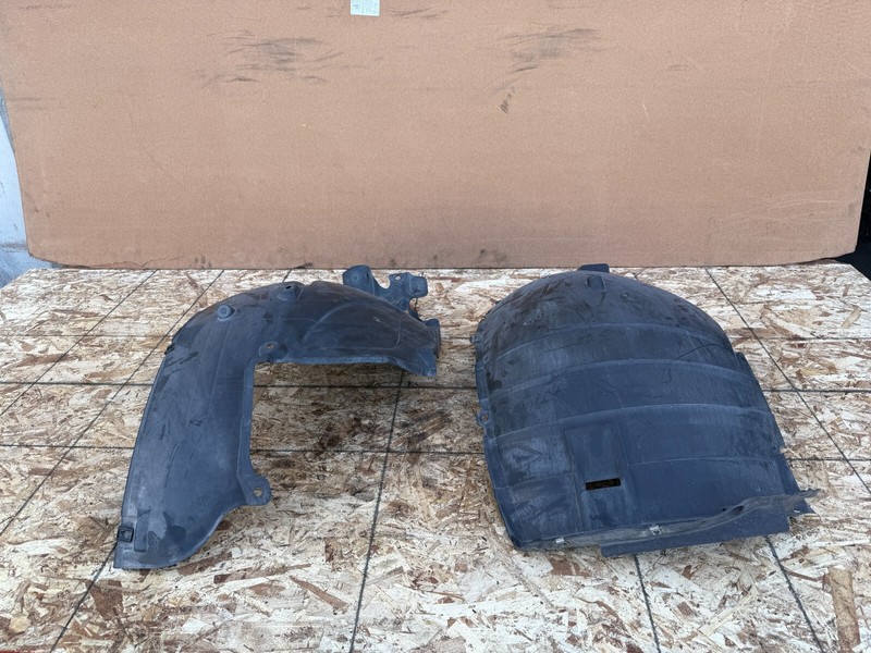INFINITI FX35 FX37 FX50 QX70 09-17 OEM FRONT RIGHT PASSENGER FENDER LINER (SET)