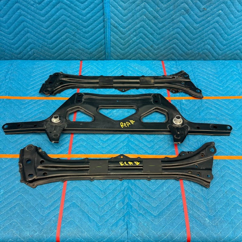 2015–2024 Lexus RC350 Rear Subframe Crossmember And Suspension Bracket Set OEM