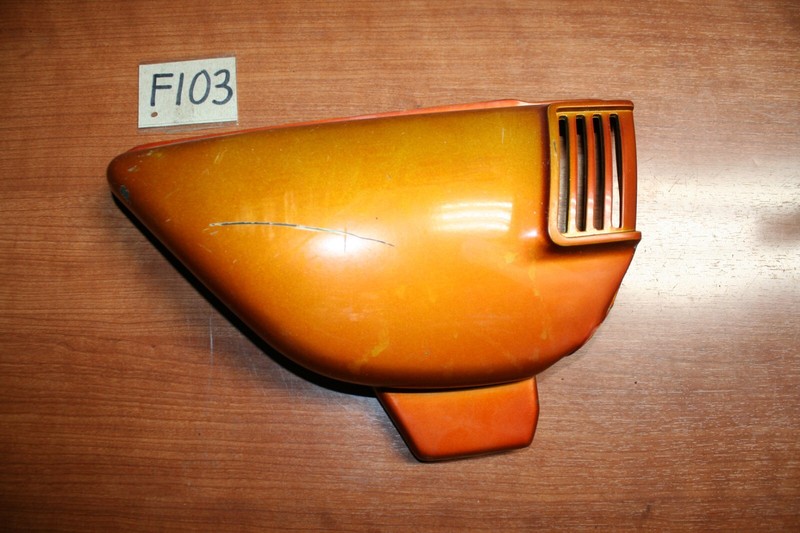 1975 Suzuki GT 185 Side Panel Side Cover Right OEM 75 G