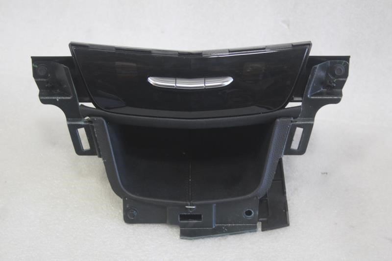 2018-2024 CADILLAC XT5 XT6 TEMPERATURE CLIMATE CONTROL SWITCH DASH STORAGE