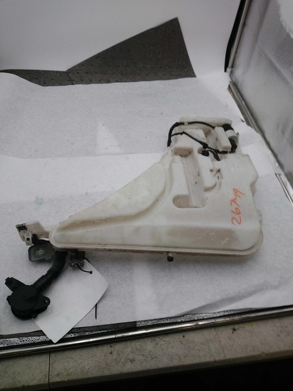 Used Washer Fluid Reservoir fits: 2016 Bmw 328I w/o headlamp washers Grade B