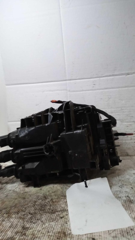 2018 Chevrolet Cruze OEM Used Fuse Box 1.4L 39005549 Warranty 6 Months