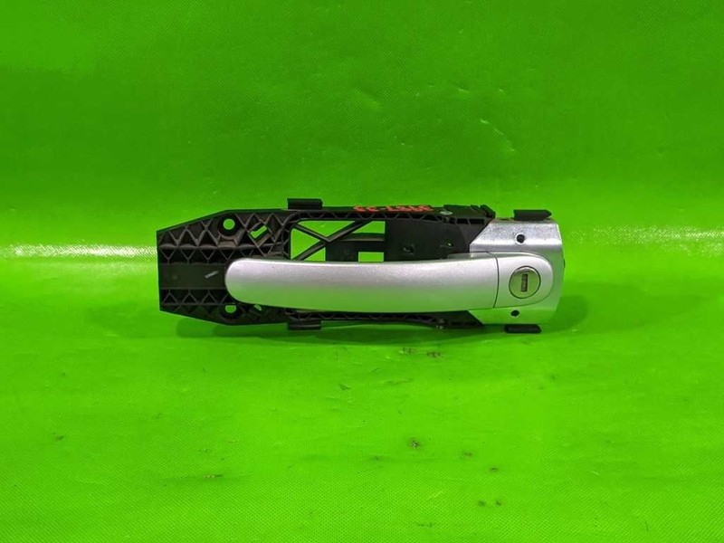 11-18 JETTA DRIVER LEFT FRONT EXTERIOR DOOR HANDLE ASSEMBLY OEM 3987-33