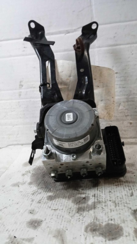 2023 Subaru Impreza ABS Pump & Motor Assembly OEM 27596FL14A 43K Miles