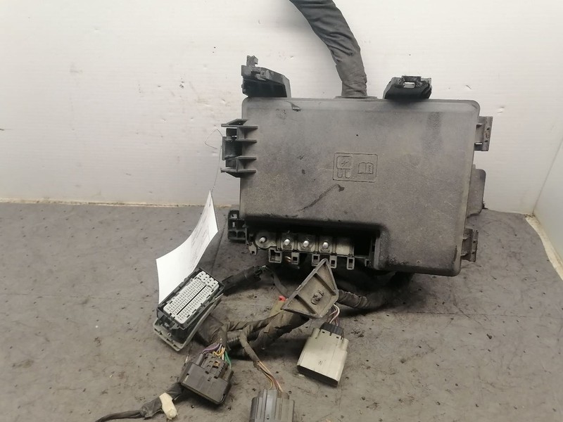 Fuse Junction Box Engine With Turbo Fits 15 FORD F150 PICKUP 1530628