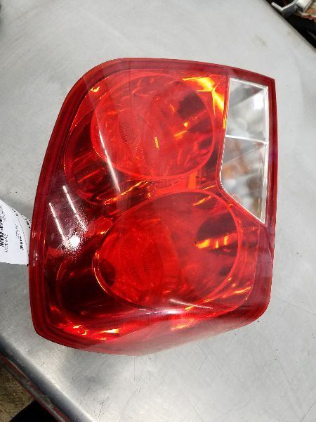 Passenger Right Tail Light Sedan Fits 04-08 FORENZA 183523
