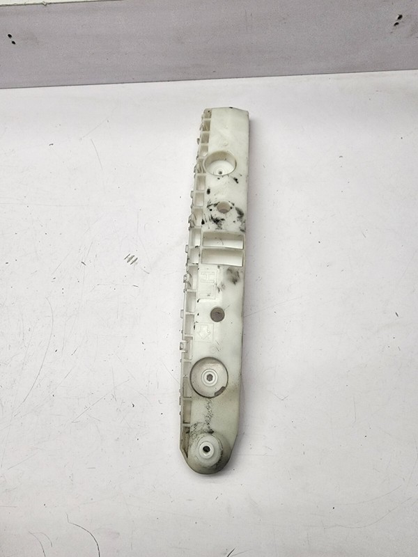 2011 - 2017 Nissan Juke Rear Driver Side Bumper Cover Retainer 852291KA0A OEM