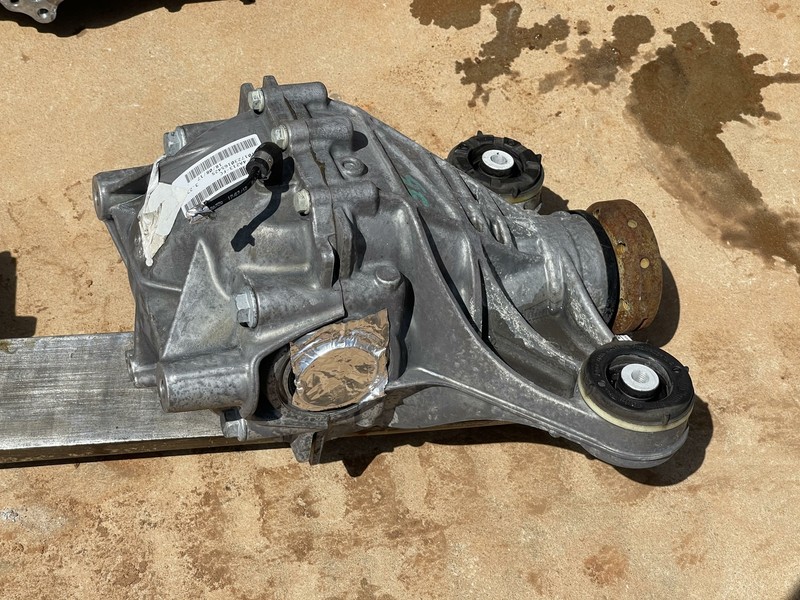 2018 LAND RANGE ROVER VELAR 2.0L REAR AXLE DIFFERENTIAL CARRIER ASSEMBLY