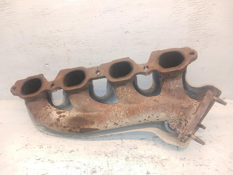 19-'25 CHEVROLET SILVERADO 1500 passenger side Exhaust Manifold OEM