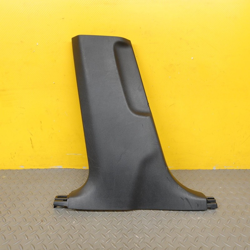 2022-2025 HONDA CIVIC LEFT SIDE B PILLAR LOWER TRIM COVER PANEL OEM 84171-T20-A0