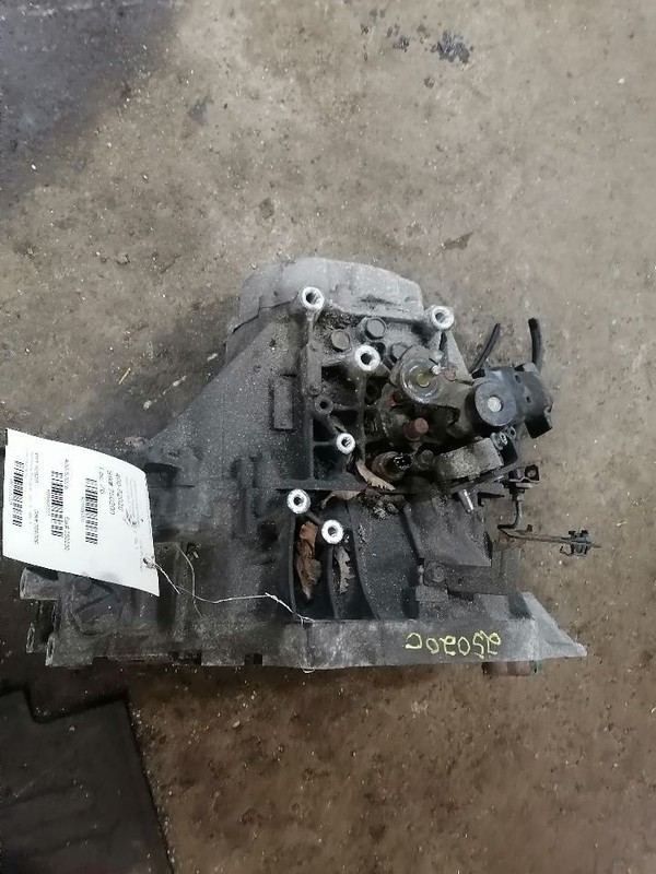 Manual Transmission 6 Speed Naturally Aspirated Fits 12-15 VELOSTER 1606331