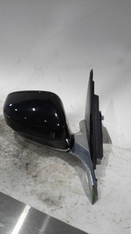 Used Right Door Mirror fits: 2018 Bmw 750I power heated power folding w/o camera