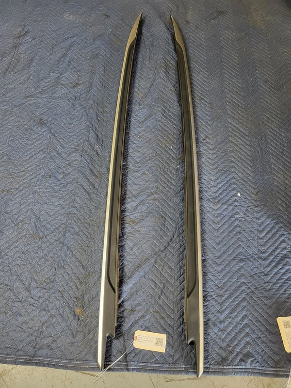 Used Oem Kia Right & Left Luggage Roof Rail for 2021-2025 Seltos