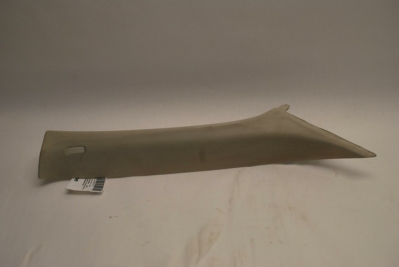 2017-2021 JAGUAR F-PACE RIGHT PASSENGER SIDE WINDSHIELD A PILLAR TRIM OEM