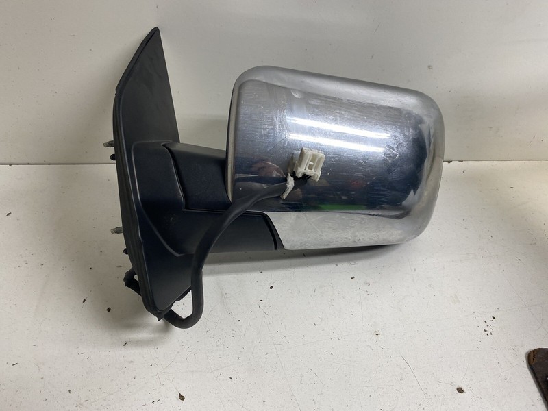 2004-2015 Nissan Armada Chrome Left Driver Side View Door Mirror 5 Wire Oem