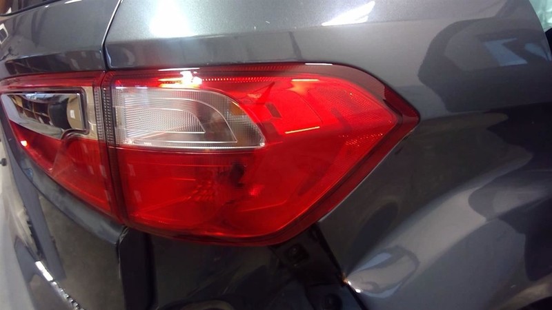 Passenger Tail Light S Model Bright Red Lens Outer Fits 18-22 ECOSPORT 3408913
