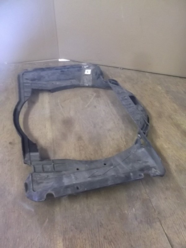 Fan Shroud 3992 18110 21476 31W00 *FREE SHIPPING*