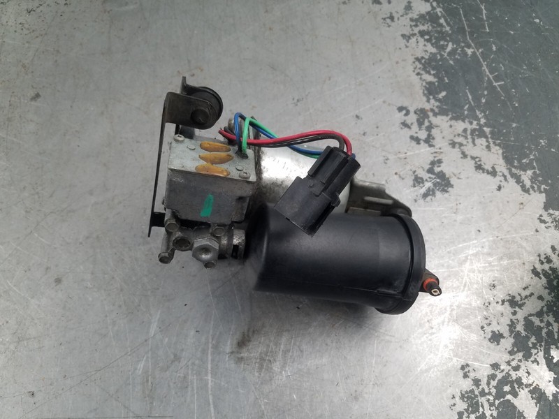2003 03 04 Mercury Marauder Air Ride Compressor #8342 i7