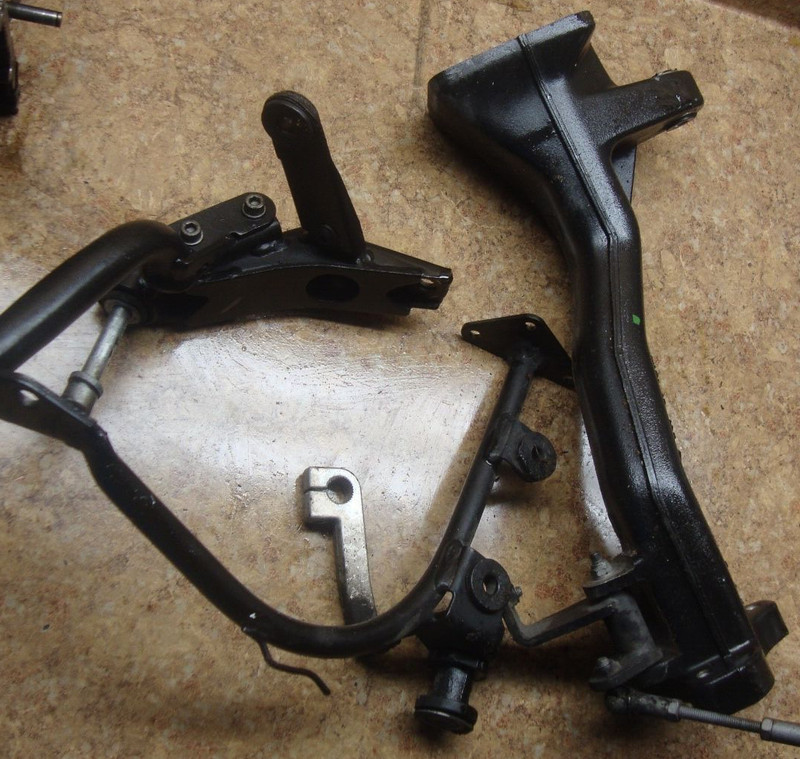 2002 BMW K1200 LT K1200LT K 1200 Engine Motor Mount Bar Guard Clamp Bracket 02