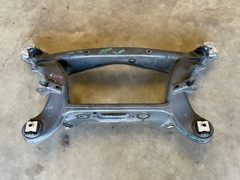 15 16 17 18 Mercedes C300 Rear Subframe Crossmember Engine Cradle RWD 1599 OEM