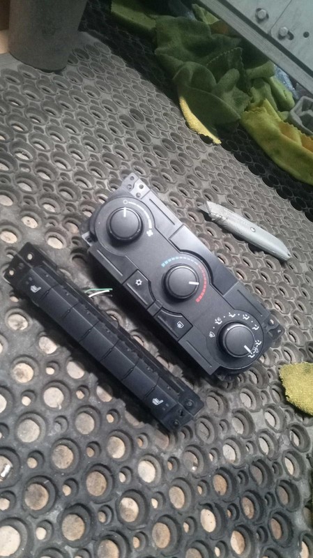 2008 Jeep Grand Cherokee A/C Selector Switch OEM Black 115K Miles NJ25-21909