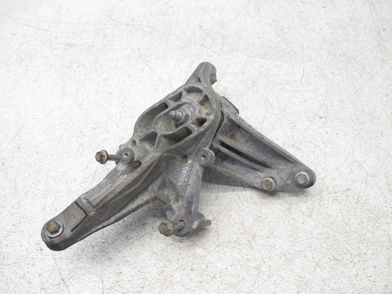 07-16 MINI COOPER S R56 R57 R58 R59 R60 1.6 TRANSMISSION MOUNT BRACKET OEM 04042