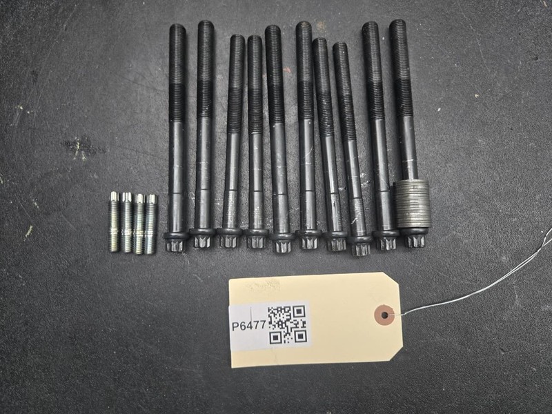 Cylinder Head Bolts + Hexalobular Studs Set 2021 Toyota RAV4 90910-A2018 19 - 25