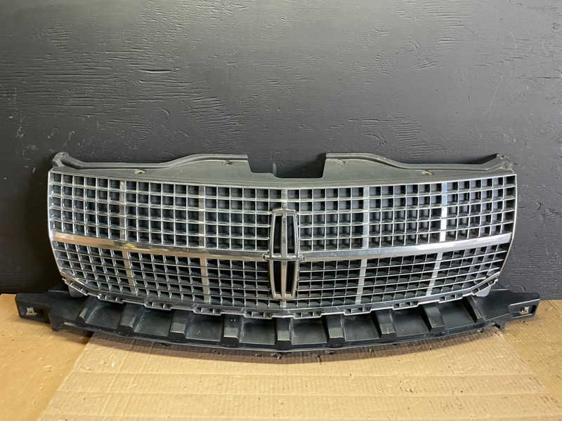 2007 to 2010 Lincoln Mkx Front Upper Grill Grille OEM AB7688 MS